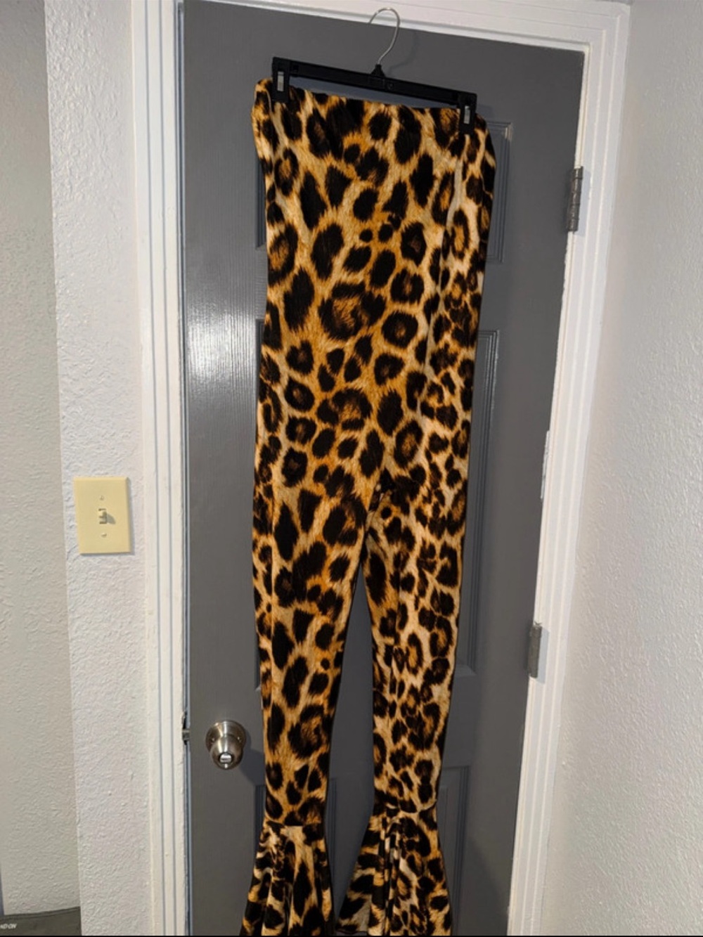 Leopard Print Flared jumpsuit - Brown & Black - Picture 1 of 3